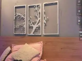 Kiaraa-lee  live sex cam