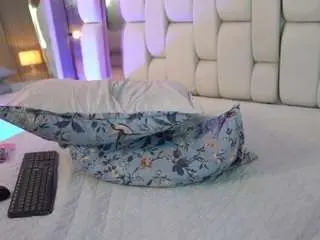 Sexysistter  live sex cam