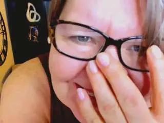 Shannonshine  live sex cam