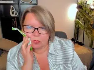 Shannonshine  live sex cam