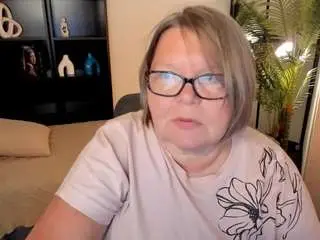 Shannonshine  live sex cam