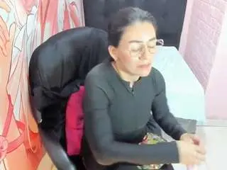 Allysonmilf69  live sex cam