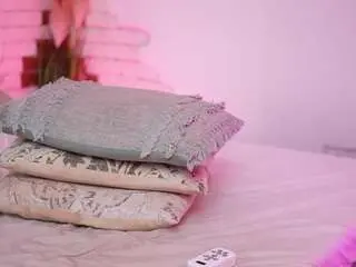 Calliedoll  live sex cam