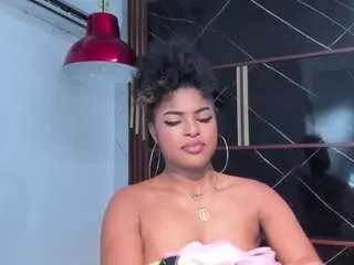 Hannythompson  live sex cam