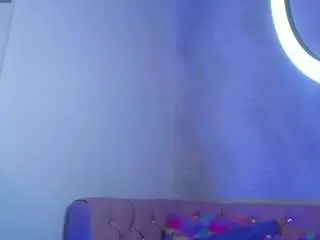 Lunaaponte  live sex cam