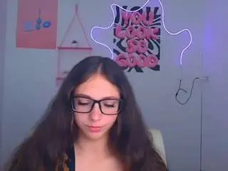 Olivialiveu  live sex cam
