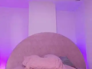 Valery-ss  live sex cam