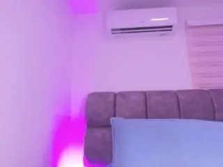 Valery-ss  live sex cam