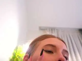 Antonettekolsrud  live sex cam