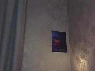 Kieshathuney  live sex cam