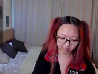 Marine-vact  live sex cam