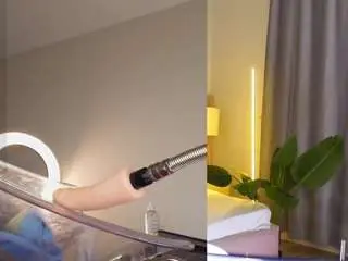 Shynieblush  live sex cam