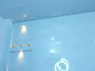 Zenda-evans  live sex cam