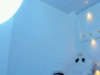 Zenda-evans  live sex cam