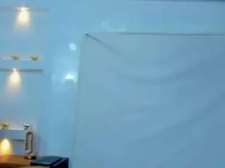 Zenda-evans  live sex cam