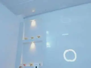 Zenda-evans  live sex cam