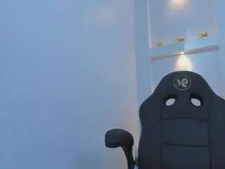 Zenda-evans  live sex cam