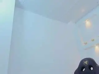 Zenda-evans  live sex cam