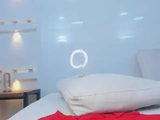 Zenda-evans  live sex cam