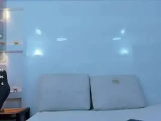 Zenda-evans  live sex cam