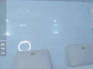 Zenda-evans  live sex cam