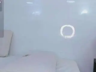 Zenda-evans  live sex cam