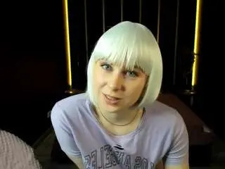 Evalawrence  live sex cam