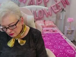 Kaylesmoll  live sex cam