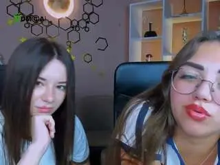 Neria-mist  live sex cam