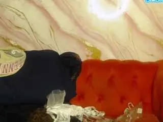 Sassymystique  live sex cam