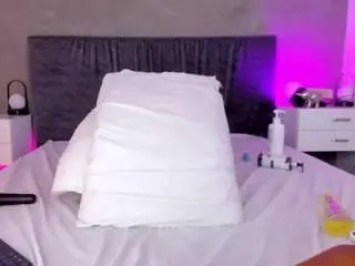 Selena-monroy  live sex cam