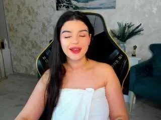 Snowingwinter  live sex cam
