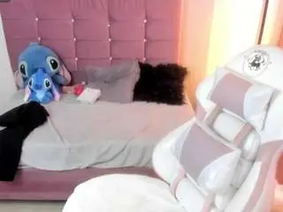 Wanda-sg  live sex cam