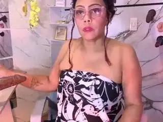 Ambbernixx  live sex cam
