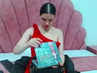 Chloe-angel  live sex cam