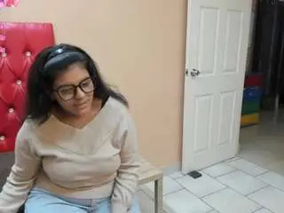 Indiangrey4u  live sex cam