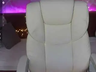 Jennyyluv  live sex cam