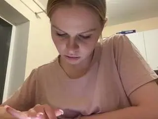 Leidaholster  live sex cam