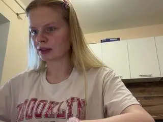 Leidaholster  live sex cam