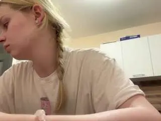 Leidaholster  live sex cam