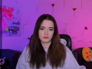 Liana-kisses  live sex cam