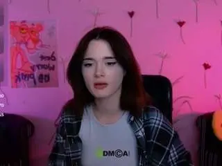 Liana-kisses  live sex cam