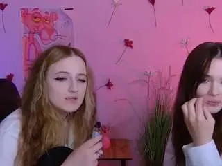Liana-kisses  live sex cam