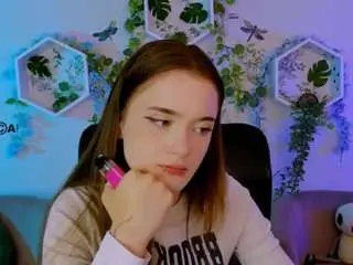 Liana-kisses  live sex cam