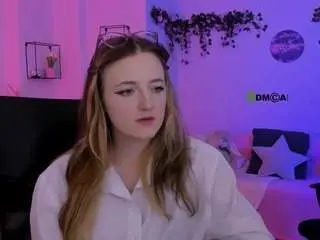 Liana-kisses  live sex cam