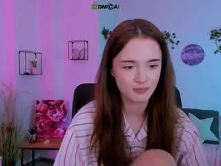 Liana-kisses  live sex cam
