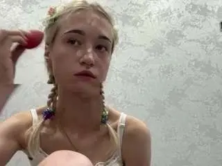 Nadenefrancy  live sex cam