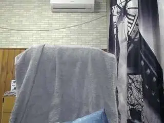 Imthinkaboutu  live sex cam