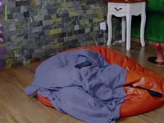 Selensummer  live sex cam