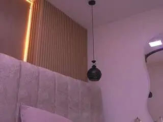 Violeta-sanz  live sex cam
